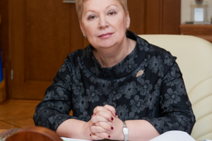 Васильева призвала Голикову в борьбу за зарплаты учителей