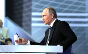 Путин объявил о масштабной вакцинации, учителя должны быть в первых рядах